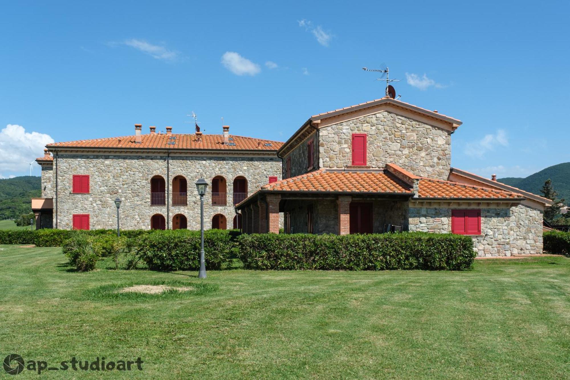 سانتا لوتشي Il Poggio Della Pieve Apartments المظهر الخارجي الصورة