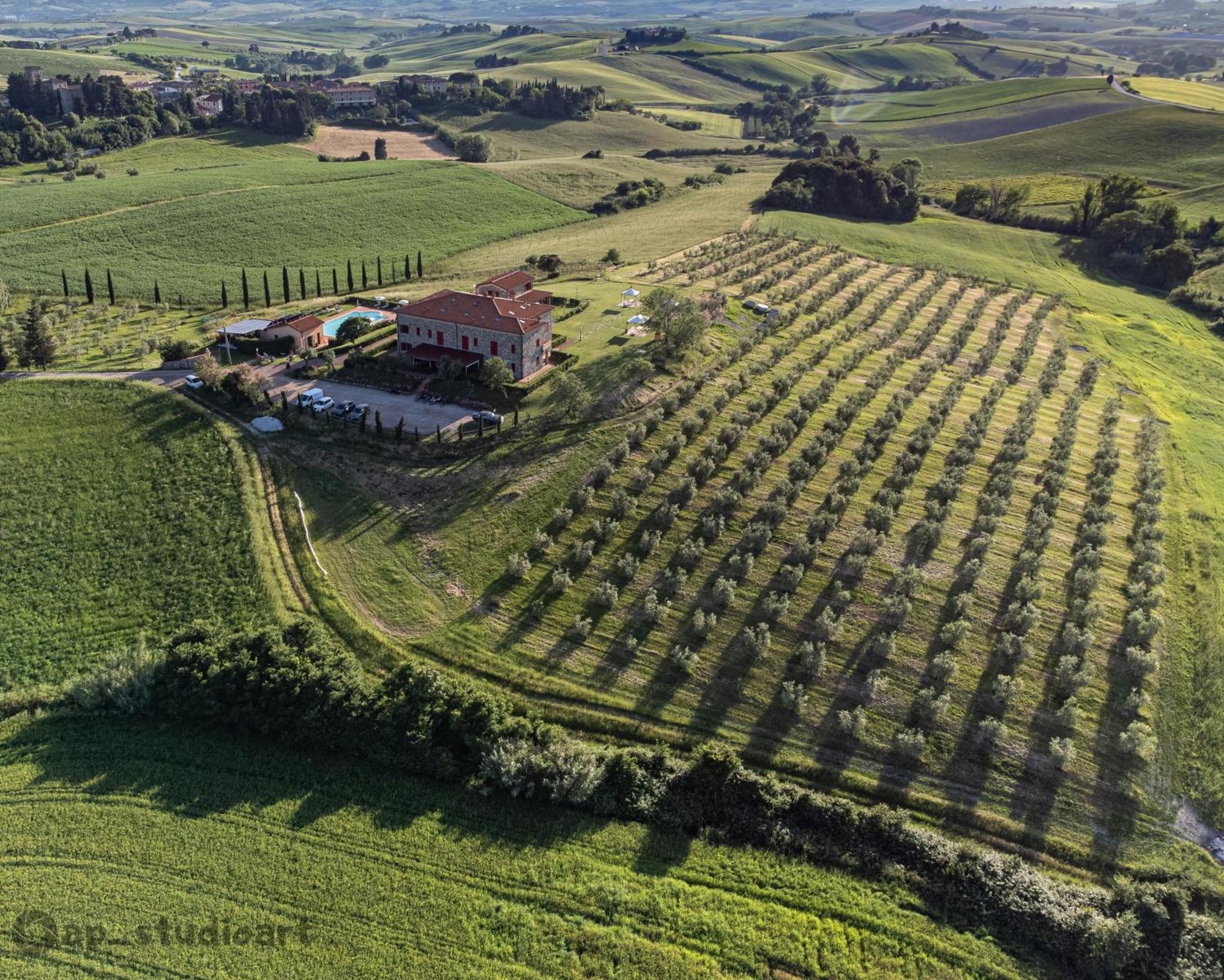 سانتا لوتشي Il Poggio Della Pieve Apartments المظهر الخارجي الصورة